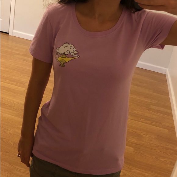 Disney Aladdin Jasmine & Raja Pink/Purple Shirt - Picture 5 of 6